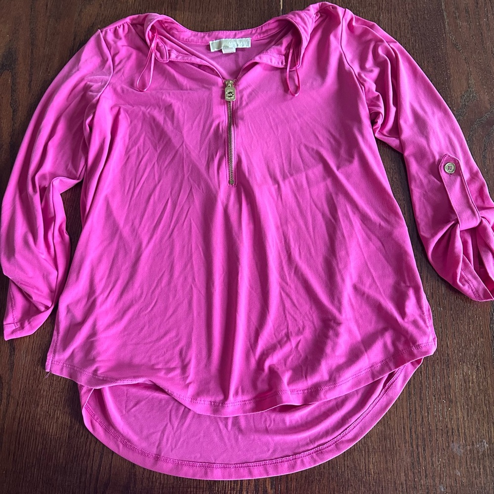 Women’s top Michael Kors size medium